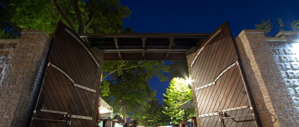 slider front gates