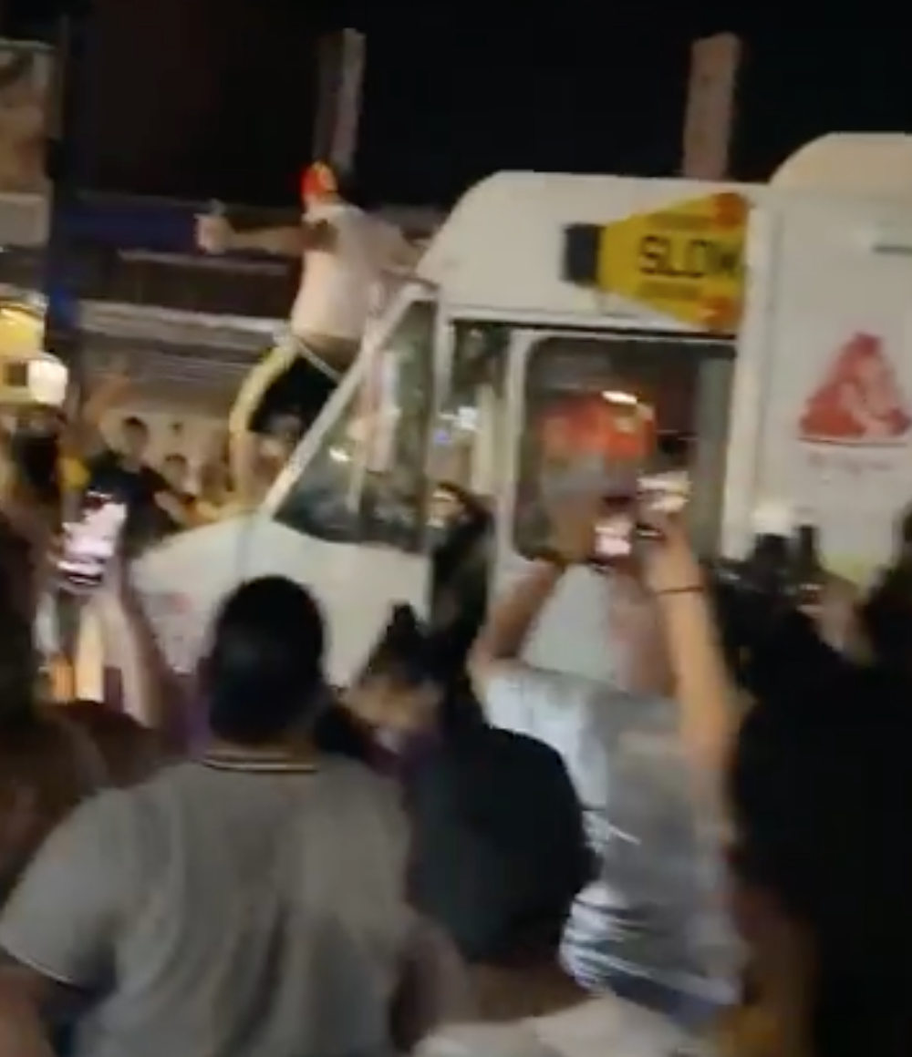 Give_Me_Astoria_image_63871