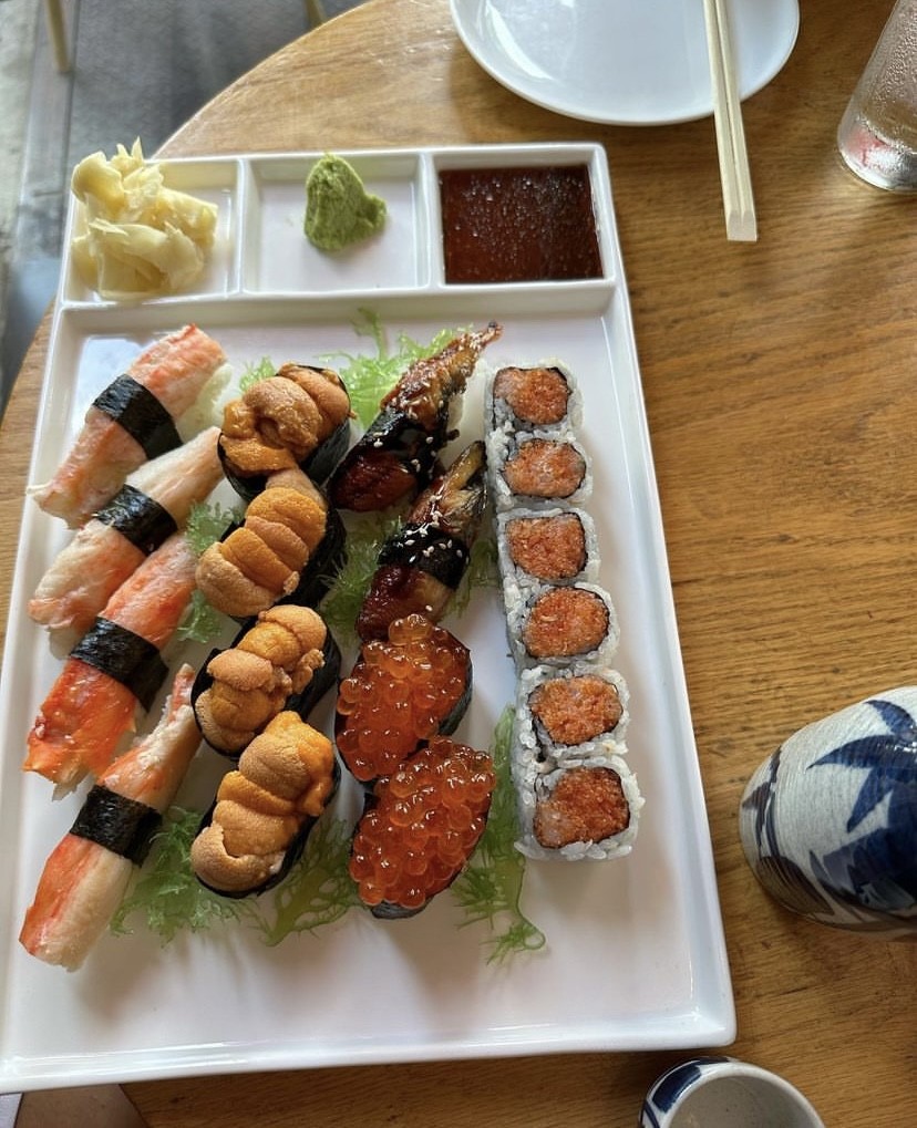 7 Watawa assorted sushi rolls