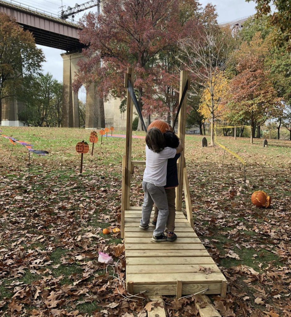 ASTORIA PARK PUMPKIN SMASH