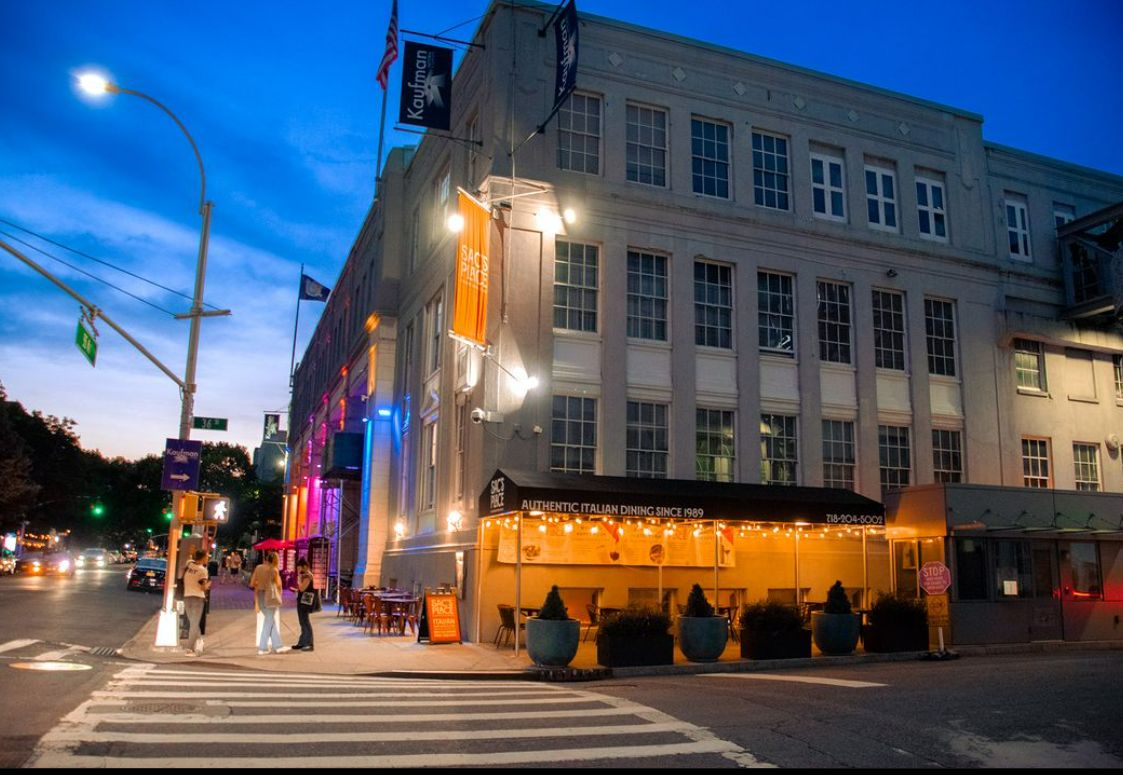 FireShot Pro Webpage Screenshot 2435 Sacs Place Restaurant • Instagram photos and videos www.instagram.com