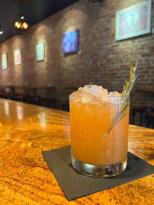 Photo 9 Healing Touch Bar Dalia