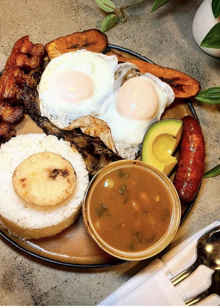 5. Gata Golosa breakfast plate