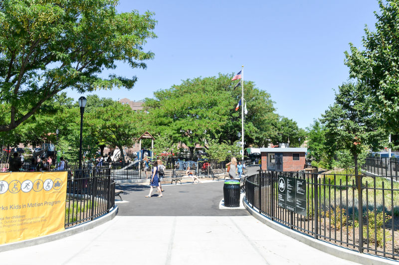 Give_Me_Astoria_image_77370