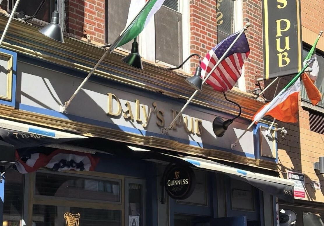 3. Daly's Pub exterior (2)