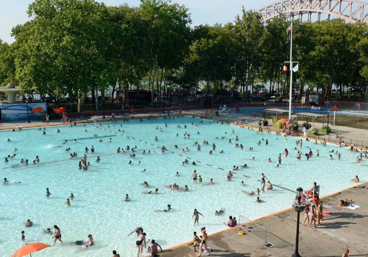 Give_Me_Astoria_image_63834