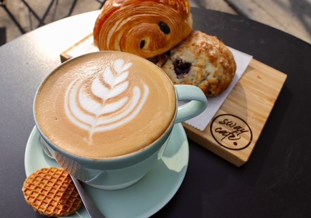 Give_Me_Astoria_image_68133