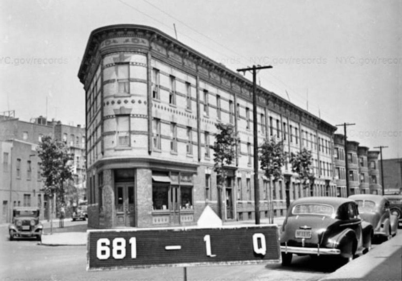 Give_Me_Astoria_image_71028