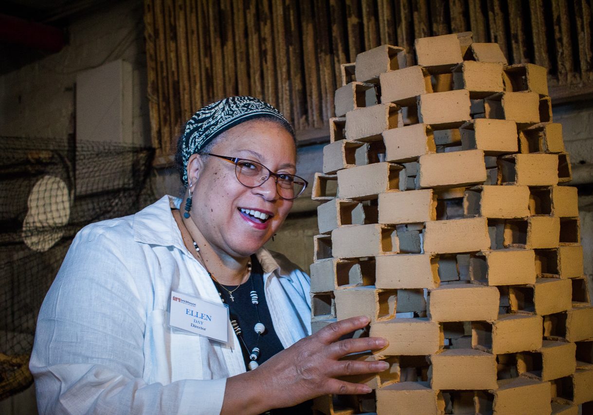 Give_Me_Astoria_image_71359