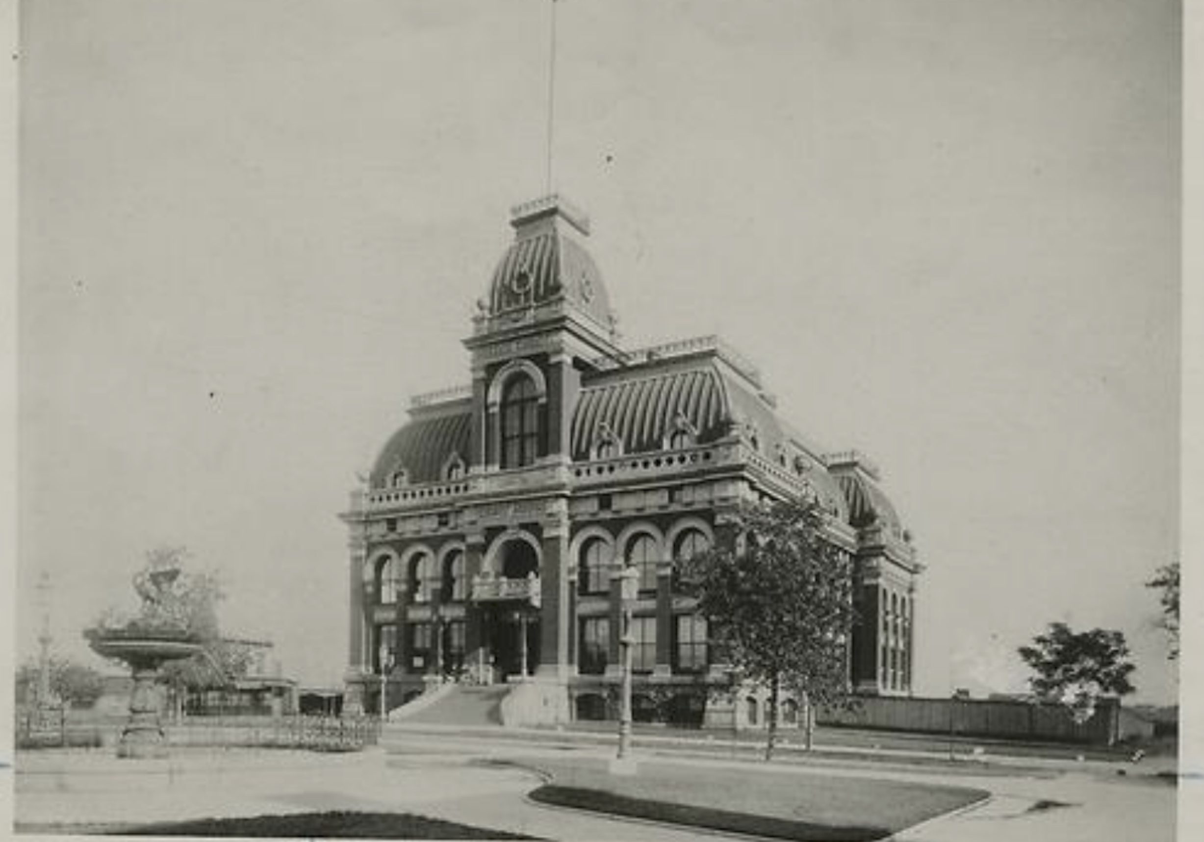LIC COURTHOUSE